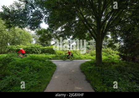 Radfahrer, Ruhrtalradweg, Schwerte, Nordrhein-Westfalen, Deutschland Stockfoto