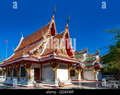 Wat Khao Daeng, Buddhistischer Tempel, Khao Sam Roi Yot Nationalpark, Prachuap Khiri Khan Provinz, Thailand, Asien Stockfoto