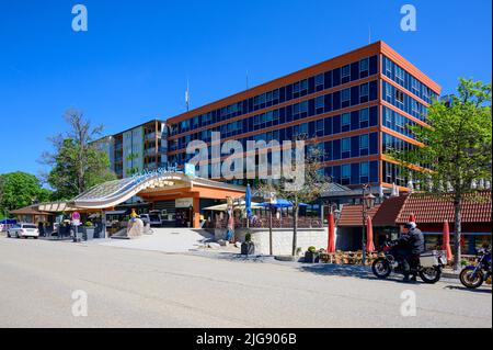 Deutschland, Baden-Württemberg, Schwarzwald, Feldberg, Blick auf das Hotel Feldbergerhof. Stockfoto