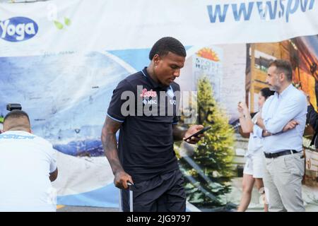 Michael Folorunsho, italienischer Mittelfeldspieler des SSC Napoli, während der Ankunft des Trainingslagers des SSC Napoli 2022-23 im val di Sole im trentino, Dimaro Folgarida Stockfoto