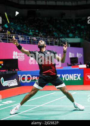 Kuala Lumpur, Malaysia. 08.. Juli 2022. Prannoy H. S. aus Indien tritt beim Menís Viertelfinalspiel der Perodua Malaysia Masters 2022 in der Axiata Arena, Bukit Jalil, gegen Kanta Tsuneyama aus Japan an. Prannoy H. S. gewann mit Punktzahlen; 25/22: 23/20 Credit: SOPA Images Limited/Alamy Live News Stockfoto