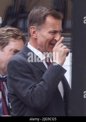 London, Großbritannien. 06.. Juli 2022. Der konservative Abgeordnete JEREMY HUNT wird im Parlamentsgebäude in Westminster gesehen. Premierminister Boris Johnson steht vor einem zunehmenden Druck zum Rücktritt, nachdem die Kabinettsmitglieder Rishi Sunak und Sajid Javid zurückgetreten sind. Bildnachweis: Ben Cawthra/Sipa USA **KEINE Verkäufe in Großbritannien** Bildnachweis: SIPA USA/Alamy Live News Stockfoto