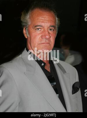 **DATEI FOTO** Tony Sirico ist verstorben. New York City CelebrityArchaeology.com 2004 DATEI FOTO TONY SIRICO Foto von John Barrett-PHOTOlink.net/MediaPunch ---- Stockfoto