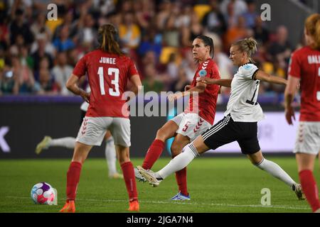 London, Großbritannien. 8.. Juli 2022. Während des UEFA Women s Euro England 2022-Spiels zwischen Deutschland 4-0 Dänemark im Brentford Community Stadium am 8. Juli 2022 in London, England. Quelle: Maurizio Borsari/AFLO/Alamy Live News Stockfoto