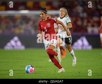 08 Jul 2022 - Deutschland gegen Dänemark - UEFA Women's Euro 2022 - Gruppe B - Brentford Community Stadium die dänische Nationalmannschaft Nadia Nadim während des UEFA Women's Euro 2022-Spiels gegen Deutschland Bildnachweis: © Mark Pain / Alamy Live News Stockfoto