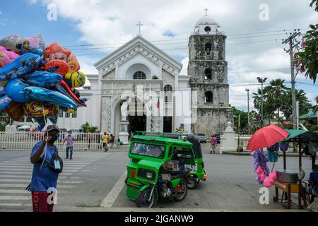 Tagbilaran, Philippinen - 2022. Juni: Blick auf die Kathedrale von Tagbilaran am 26. Juni 2022 in Tagbilaran, Bohol, Philippinen. Stockfoto