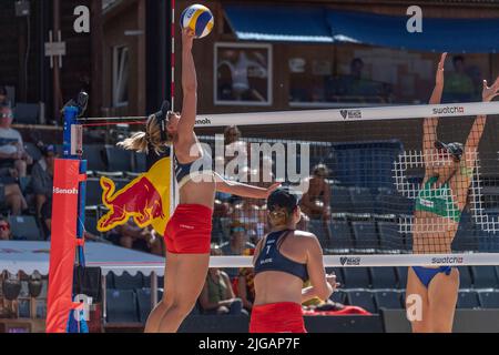 Gstaad Schweiz, 9.. Juli 2022: Borger of Germany Team ist während der Swatch Beach Pro Gstaad 2022 im Einsatz Credit: Eric Dubost/Alamy Live News Stockfoto