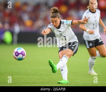 08 Jul 2022 - Deutschland gegen Dänemark - UEFA Women's Euro 2022 - Gruppe B - Brentford Community Stadium die deutsche Fußballmannschaft Felicitas Rauch während des UEFA Women's Euro 2022-Spiels gegen Dänemark Bildnachweis: © Mark Pain / Alamy Live News Stockfoto