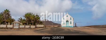 Kirche der alten Frau der Barmherzigkeit auf der Insel Sal, Pedra de Lume, Kap Verde, Panorama Stockfoto