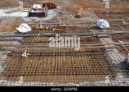 Bewehrung der Bodenplatte Stockfoto