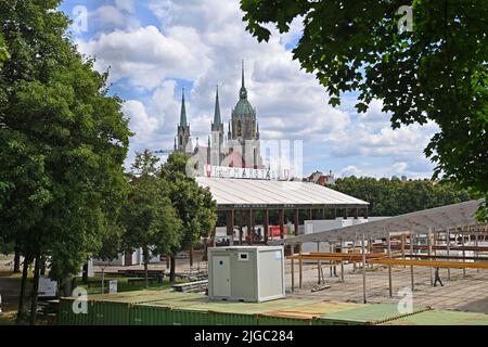 München, Deutschland. 09.. Juli 2022. Bau der Festzelte für das Oktoberfest 2022 auf der Theresienwiese am 9.. Juli 2022. Oktoberfest, Marstall Zelt. Kredit: dpa/Alamy Live Nachrichten Stockfoto