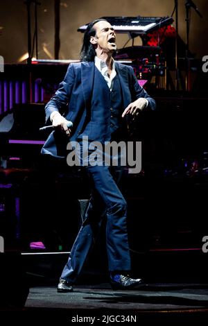 Verona Italien 4 juli 2022 Nick Cave & The Bad Seeds live in der Arena di Verona © Roberto Finizio / Alamy Live News Stockfoto