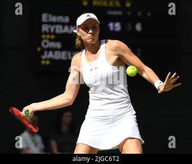 London, Gbr. 09.. Juli 2022. London Wimbledon Championships Day 09/07/2022 Elena Rybakina (KAZ) gewinnt das Finale der Damen im Einzel Credit: Roger Parker/Alamy Live News Stockfoto