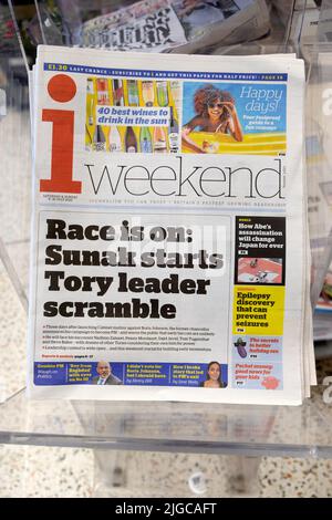 auf der Titelseite der i-Zeitung „Race is On“ startet Sunak am 9. Juli 2022 in London, Großbritannien, das Tory-Leadership-Rennen Stockfoto