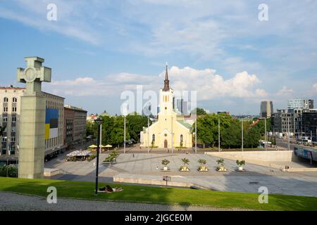 Tallinn, Estland. Juli 2022. Blick auf die Siegessäule der Unabhängigkeit Estlands im Stadtzentrum Stockfoto