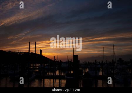 Sonnenuntergang Am Hafen Von Port Jefferson Stockfoto