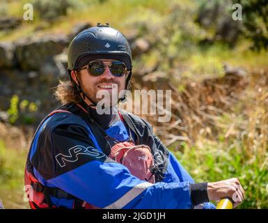 Rafting auf dem Bruneau River in Idaho mit Far & Away Adventures. Führen Sie Ross Cooper. Stockfoto