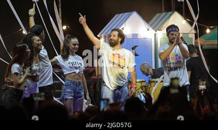 Vercelli, Italien. 9.. Juli 2022. Konzert des italienischen Sängers Tommaso Paradiso für seine „Tommy Summer Tour 2022“ Stockfoto