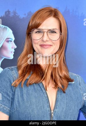 Santa Monica, USA. 09.. Juli 2022. Sara Rue beim Spaziergang auf dem roten Teppich bei der Disney 'Zombies 3' Los Angeles Premiere im Barker Hangar in Santa Monica, CA am 9. Juli 2022. (Foto von Scott Kirkland/Sipa USA) Quelle: SIPA USA/Alamy Live News Stockfoto