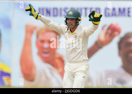 Galle, Sri Lanka. 10.. Juli 2022. Australiens Alex Carey feiert am 10.. Juli 2022 am 3.. Tag des Test-Cricket-Spiels 2. zwischen Sri Lanka und Australien im Galle International Cricket Stadium in Galle. Viraj Kothalwala/Alamy Live News Stockfoto