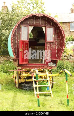 Eine traditionelle Zigeunerkarawane. Appleby Horse Fair, Appleby in Westmorland, Cumbria Stockfoto