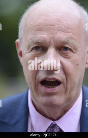 Damian Green MP (Con: Ashford) interviewt am College Gree, Westminster, 7.. Juli 2022 - am Tag vor Boris John bekannt gab, dass er als PRI abschalten würde Stockfoto