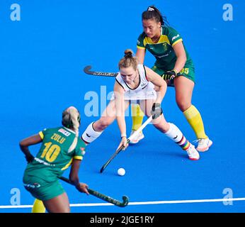 Hockey, Damen: WM, Deutschland - Südafrika, Crossover 7. SpieltagBild: Onthatile Zulu, Nike Lorenz (C) und Jean-Leigh du Toit Stockfoto