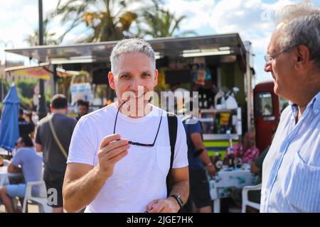 Palermo, Italien. 09.. Juli 2022. Parade Palermo Pride 2022. Giuseppe Fiorello ist der „Madrino“ des Palermo Pride 2022. (Foto: Antonio Melita/Pacific Press) Quelle: Pacific Press Media Production Corp./Alamy Live News Stockfoto