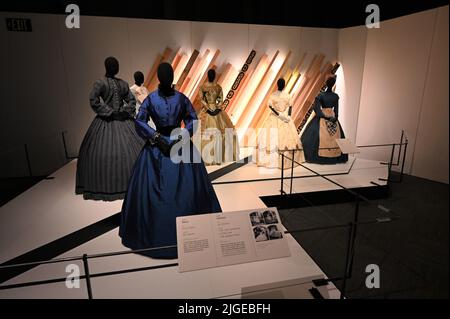Afrofuturismus im Kostümdesign im Museum of Pop Art in Seattle. Stockfoto