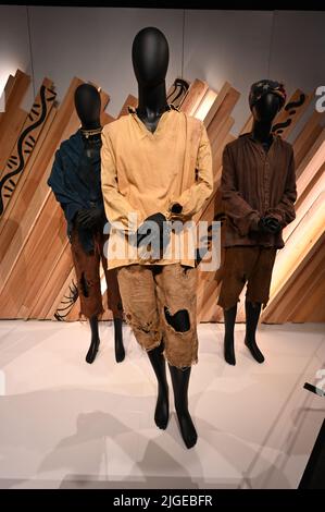 Afrofuturismus im Kostümdesign im Museum of Pop Art in Seattle. Stockfoto