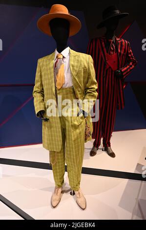 Afrofuturismus im Kostümdesign im Museum of Pop Art in Seattle. Stockfoto