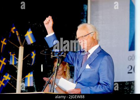 König Carl XVI Gustaf hält am 09. Juli 2022 eine Rede beim 200.-jährigen Jubiläum der Kanalgesellschaft Gota Kanal in Schweden. Foto von Patrik Jonsson/Stella Pictures/ABACAPRESS.COM Quelle: Abaca Press/Alamy Live News Stockfoto