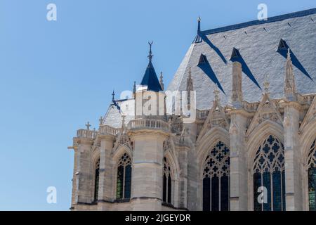 Fragment von Saint-Chapelle im Dorf Chateau de Vincennes in der Nähe von Paris, Frankreich Stockfoto