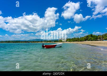 Playa Dorada in Puerto Plata - Dominikanische Republik, schöner tropischer Strand - 2022 Stockfoto