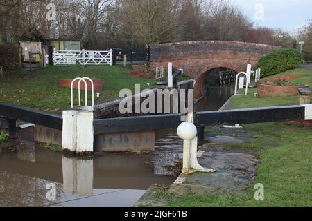 Maunsel-Schleuse am Bridgewater und Taunton Canal in Somerset. Es wurde 1827 eröffnet und verband den River Tone mit dem River Parrett Stockfoto