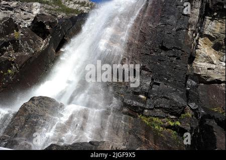 Hengjanefossen in Lysefjord. Stockfoto