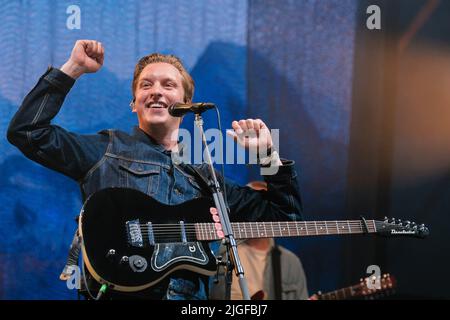 Pilton, Großbritannien. 26.. Juni 2022. Der Gewinner der Brit Awards und YouTube-Musikpreise, der englische Singer Songwriter George Ezra Barnett, tritt 2014 live auf der John Peel Stage beim Glastonbury Festival auf. (Foto von Dawn Fletcher-Park/SOPA Images/Sipa USA) Quelle: SIPA USA/Alamy Live News Stockfoto