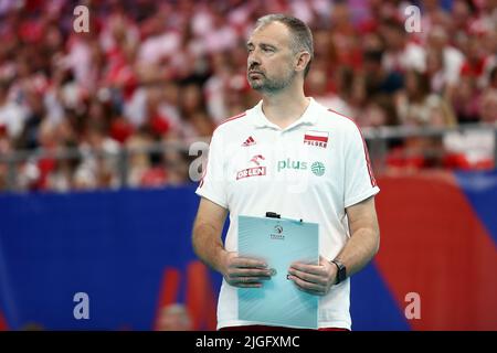 Danzig, Polen. 10.. Juli 2022. Nikola Grbic Cheftrainer von Polen beim Spiel der FIVB Volleyball Nations League 2022 zwischen Polen und Slowenien in Danzig, Polen, am 10. Juli 2022. Quelle: PAP/Alamy Live News Stockfoto