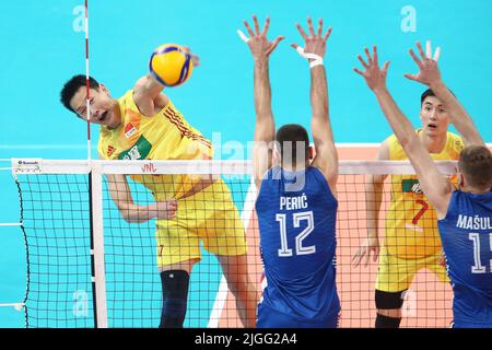 Danzig, Polen. 10.. Juli 2022. Jingyi Wang beim Spiel der FIVB Volleyball Nations League Men's Pool 6 zwischen China und Serbien in Danzig, Polen, am 10. Juli 2022. (Foto von Piotr Matusewicz/PressFocus/SIPA USA) France OUT, Poland OUT Credit: SIPA USA/Alamy Live News Stockfoto