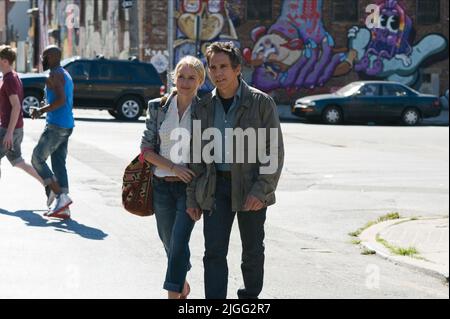 WATTS, STILLER, WÄHREND WIR JUNG SIND, 2014 Stockfoto