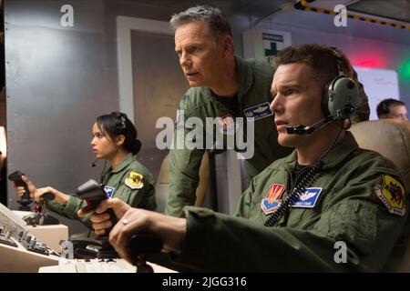 KRAVITZ, GREENWOOD, HAWKE, GOOD KILL, 2014 Stockfoto