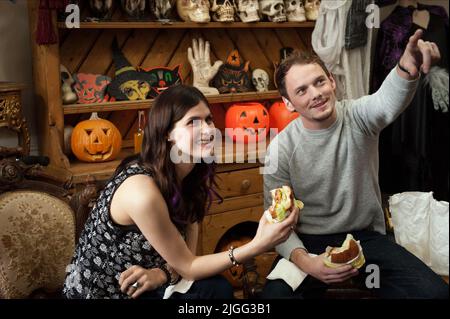 ALEXANDRA DADDARIO, ANTON YELCHIN und begräbt die EX, 2014 Stockfoto