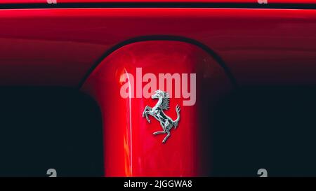 Red Ferrari La Ferrari Hypercar Stockfoto