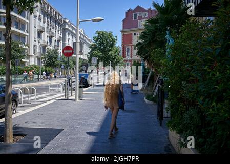 © 2022 John Angerson Old Town Area, Nizza, Frankreich. Stockfoto
