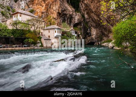 Blagaj Tekke und Buna River (Buna Spring - Vrelo bune) in Bosnien-Herzegowina Stockfoto