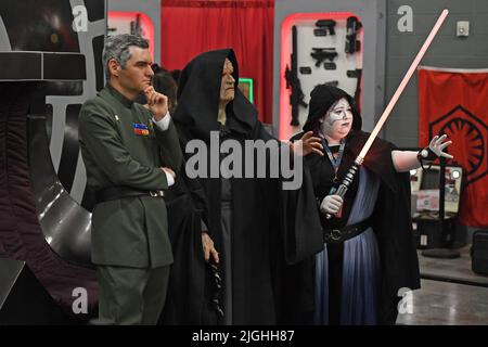 Miami Beach, FL, USA. 09.. Juli 2022. Cosplayer werden während des Florida Supercons im Miami Beach Convention Center am 9. Juli 2022 in Miami Beach, Florida, gesehen. Kredit: Mpi04/Media Punch/Alamy Live Nachrichten Stockfoto