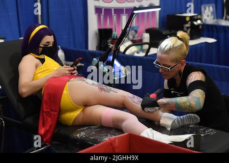 Miami Beach, FL, USA. 09.. Juli 2022. Cosplayer werden während des Florida Supercons im Miami Beach Convention Center am 9. Juli 2022 in Miami Beach, Florida, gesehen. Kredit: Mpi04/Media Punch/Alamy Live Nachrichten Stockfoto