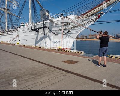 Gdynia, Polen - Mai 2019: Polnisches Trainingsschiff dar Pomorza (Geschenk von Pommern) - jetzt Museumsschiff im Hafen von Gdynia. Osteuropa. Stockfoto