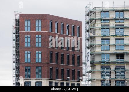 Köln, Deutschland. 11.. Juli 2022. Im Stadtteil Braunsfeld entsteht das neue Bürogebäude „Ovum“. Quelle: Rolf Vennenbernd/dpa/Alamy Live News Stockfoto