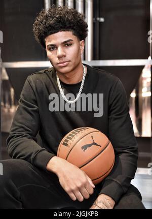 Killian Hayes NBA-Spieler bei Airness in Paris Stockfoto